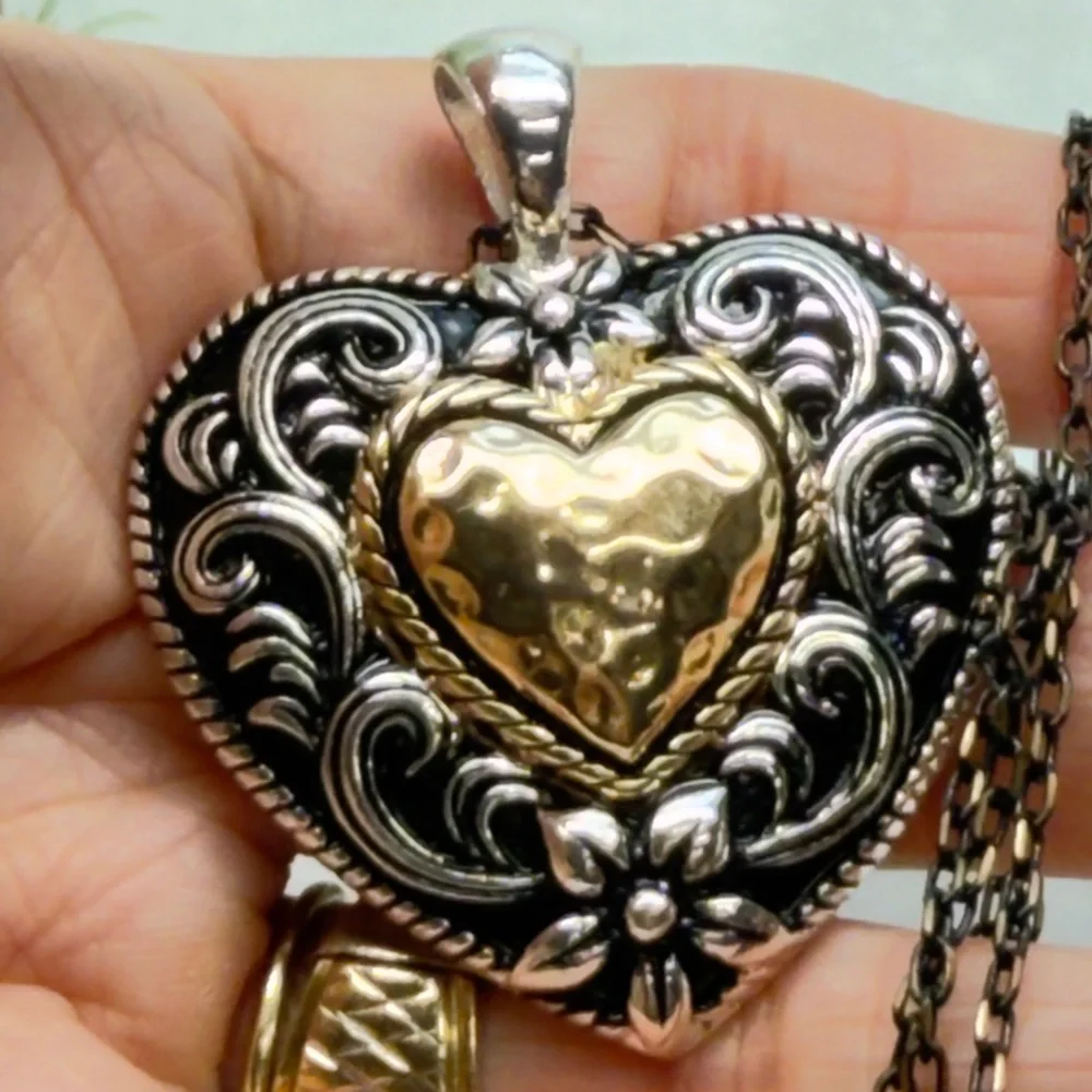 Two tone Big Heart Pendant with Long Two Chain - Picture 6 of 6